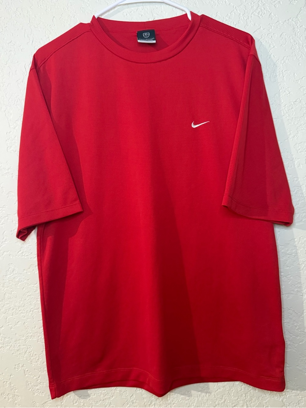 Nike Men's Vibrant Red Short Sleeve Tee
